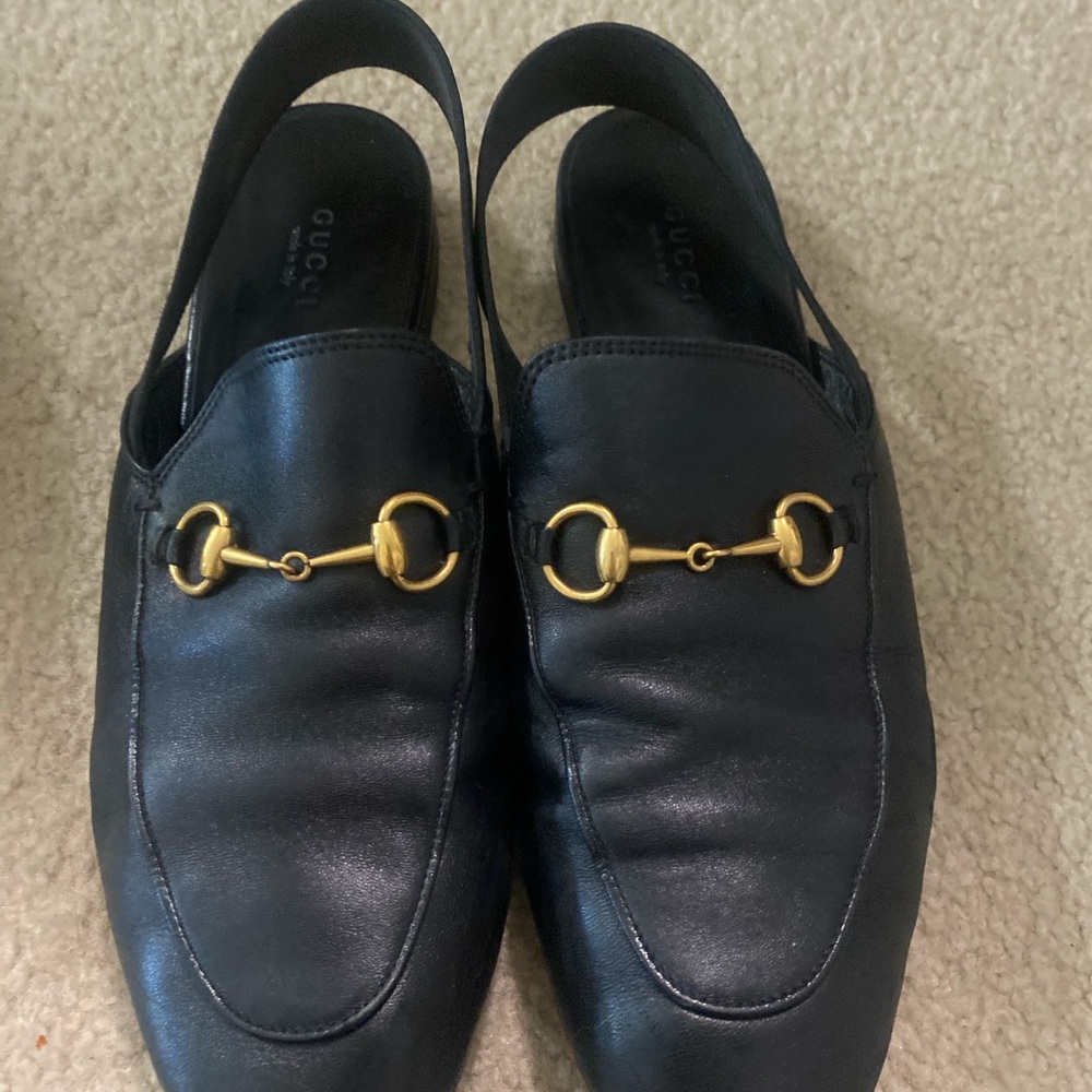 GORGROUS Gucci Princetown slides